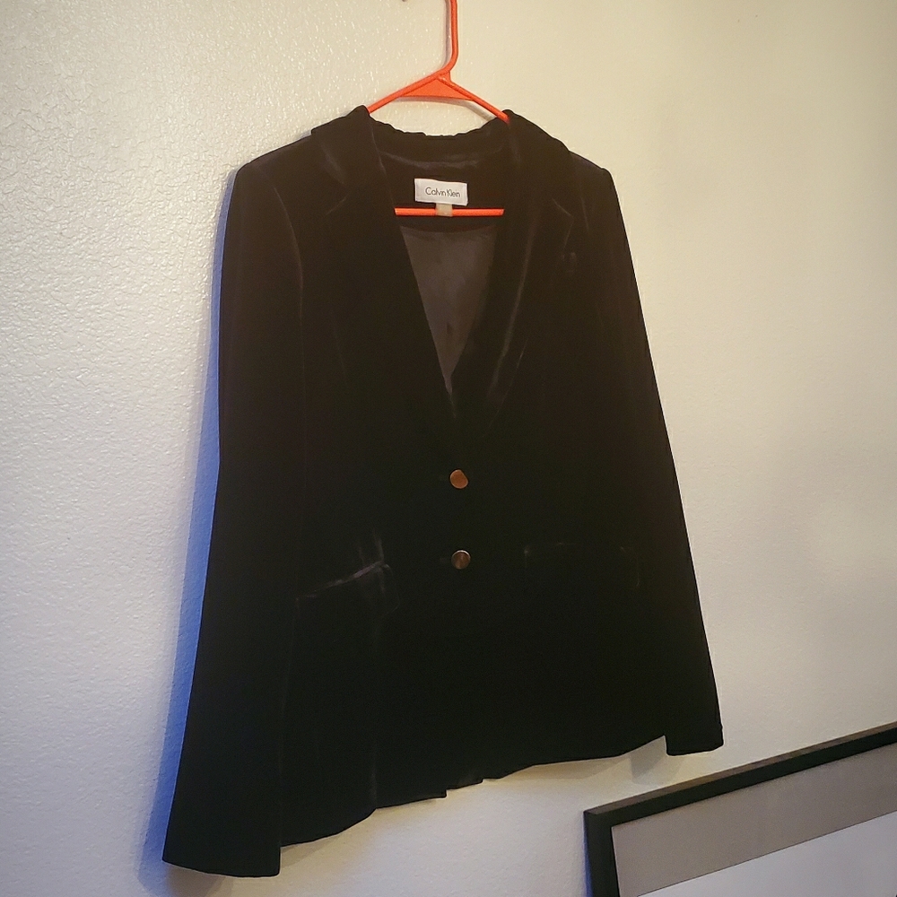 Really cool Calvin Klein crushed velvet blazer